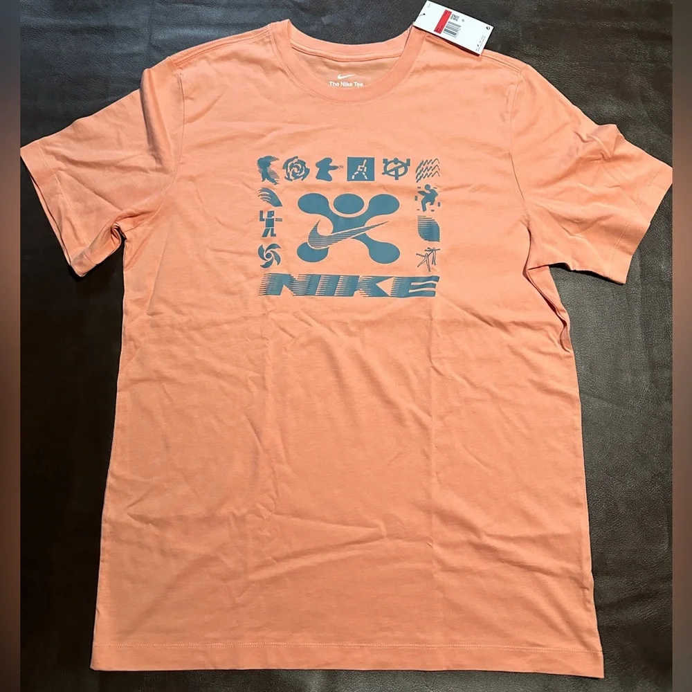 New with Tag Nike Men's Fitness T-Shirt - Picture 1 of 4
